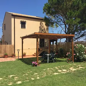 Casa Del Sale Lascari